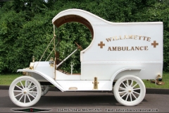 Ford12Ambulance3